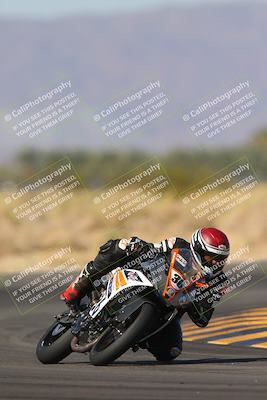 media/Nov-06-2023-Moto Forza (Mon) [[ce023d0744]]/3-Intermediate Group/Session 3 (Turn 16)/